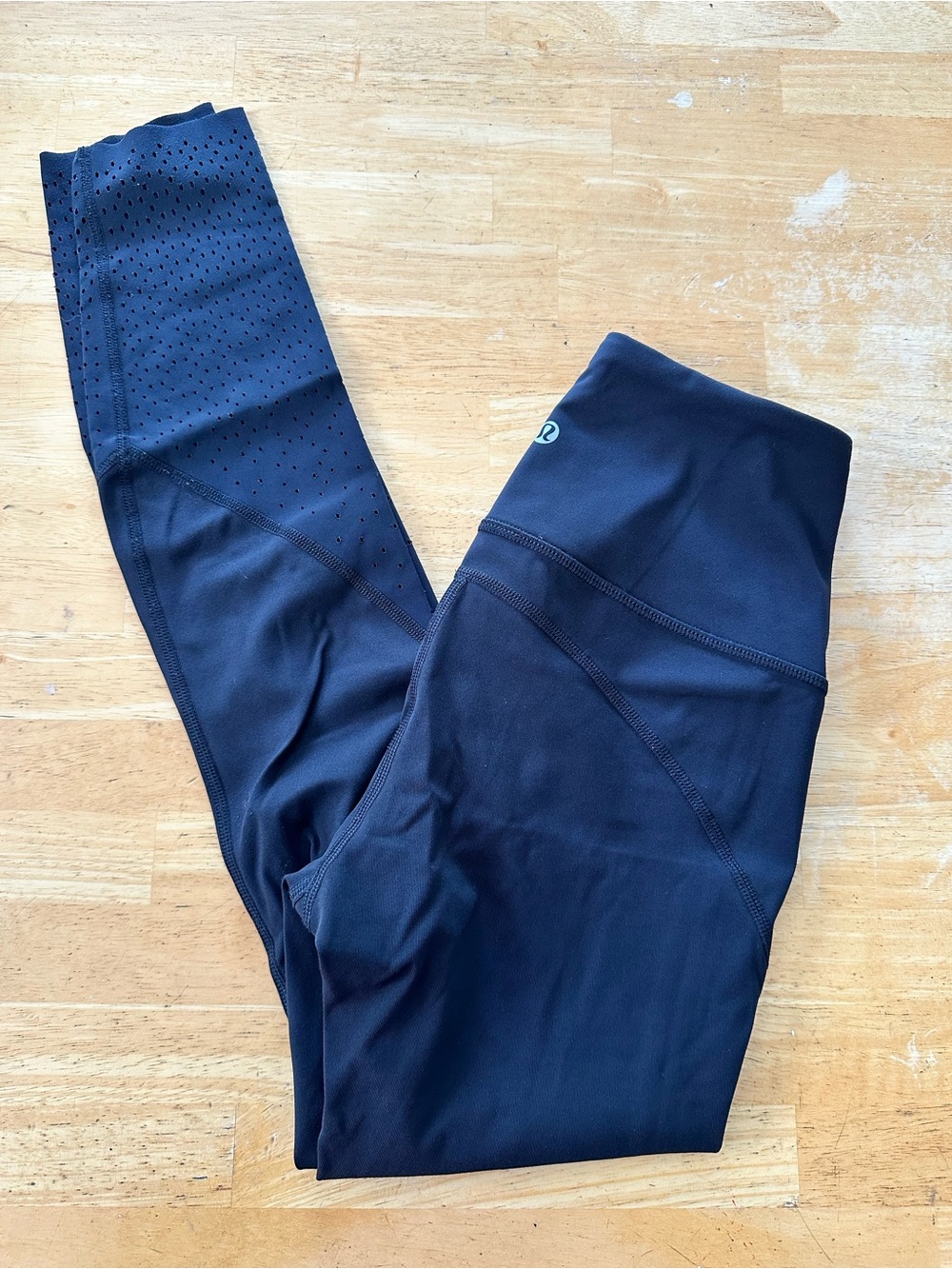 Lululemon leggings size 2